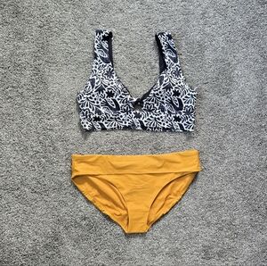 Floral Black and Yellow Women's Swim Set